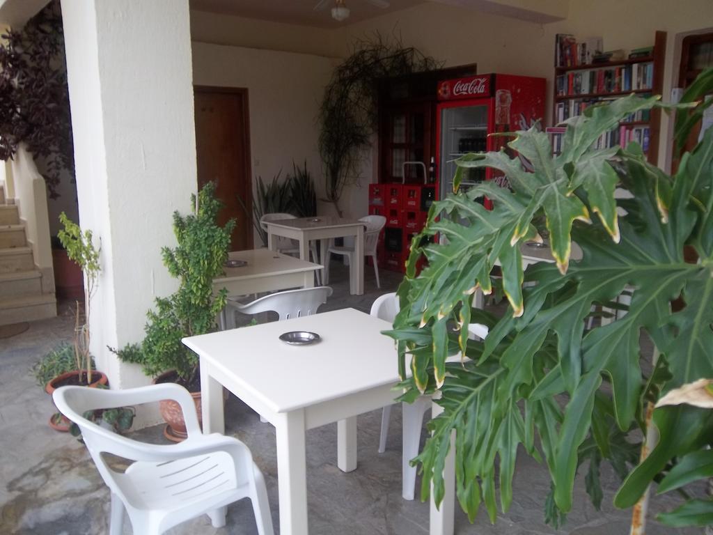 Knossos Hotel 칼라마키 외부 사진