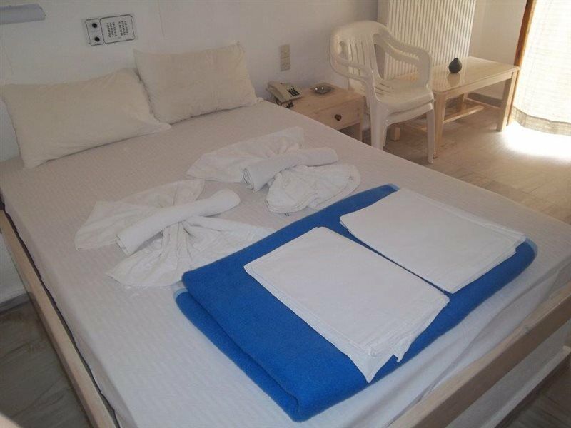 Knossos Hotel 칼라마키 외부 사진