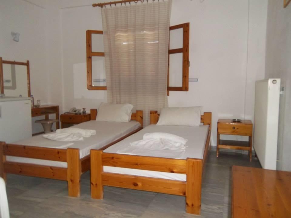 Knossos Hotel 칼라마키 외부 사진