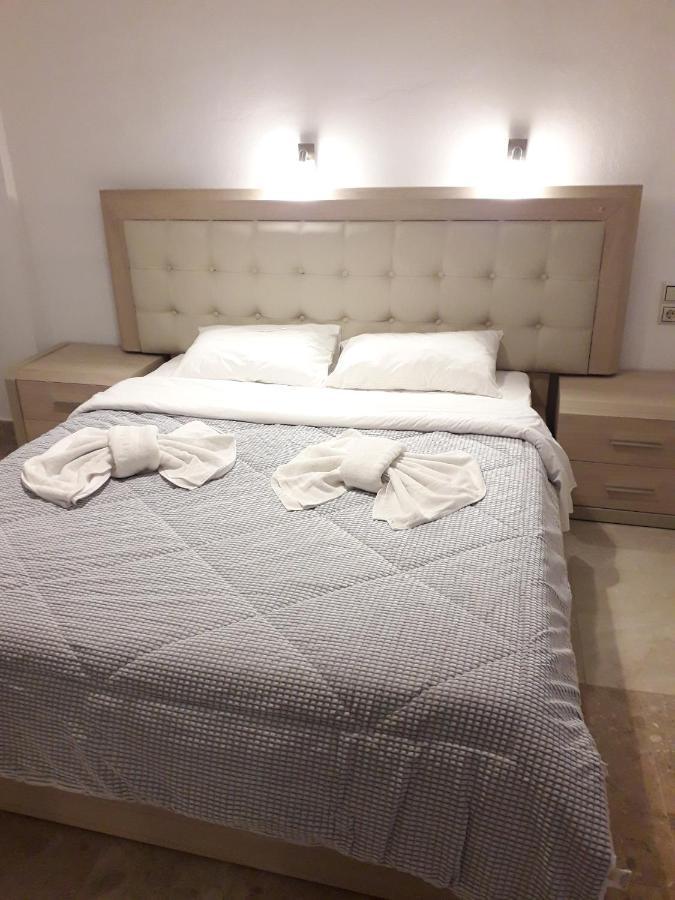 Knossos Hotel 칼라마키 외부 사진