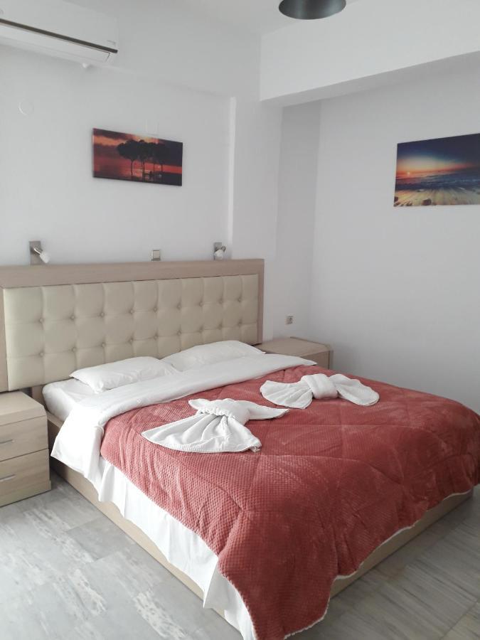 Knossos Hotel 칼라마키 외부 사진